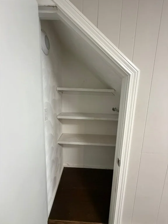 3 bed, 1 bath apartment for rent at 376 Revere Beach Pkwy Unit 1, Revere — photo 21 of 23
