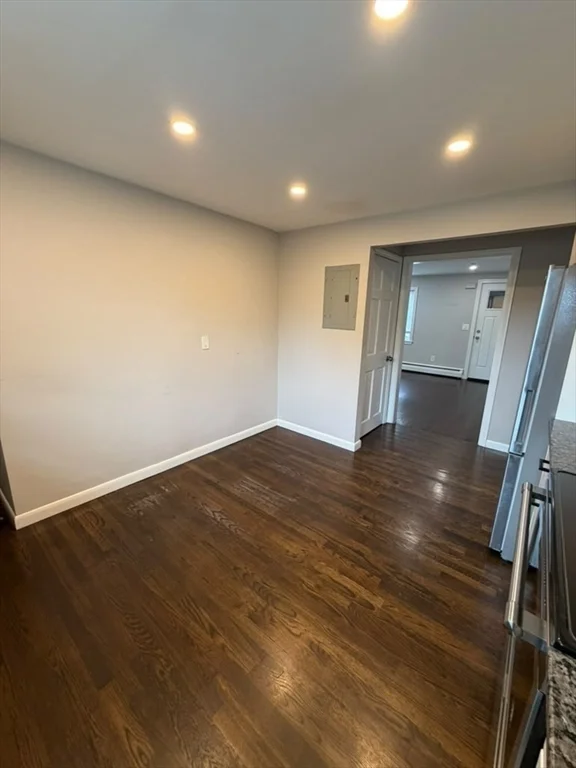 3 bed, 1 bath apartment for rent at 376 Revere Beach Pkwy Unit 1, Revere — photo 17 of 23