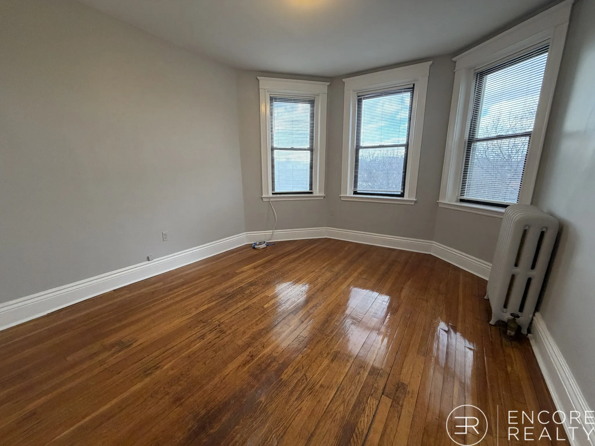 1 bed, 1 bath apartment for rent at 376 Riverway Unit 10, Mission Hill