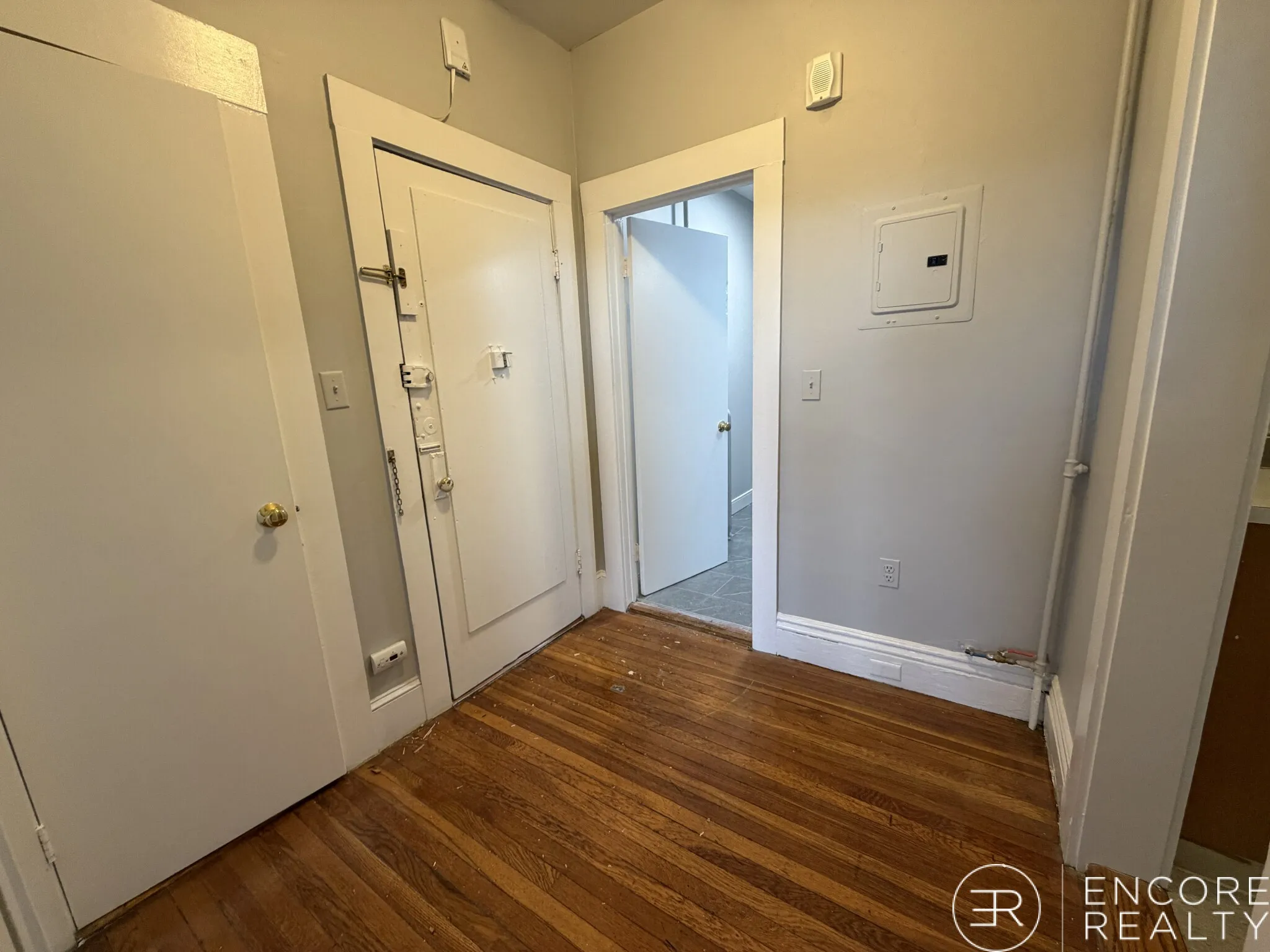 1 bed, 1 bath apartment for rent at 376 Riverway Unit 10, Mission Hill — photo 12 of 13
