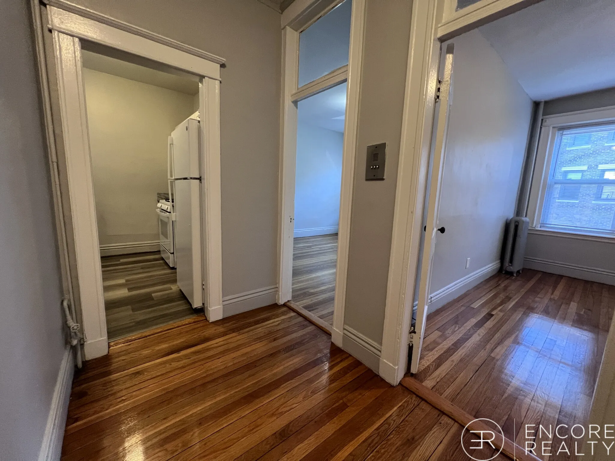 1 bed, 1 bath apartment for rent at 376 Riverway Unit 11, Mission Hill — photo 5 of 11