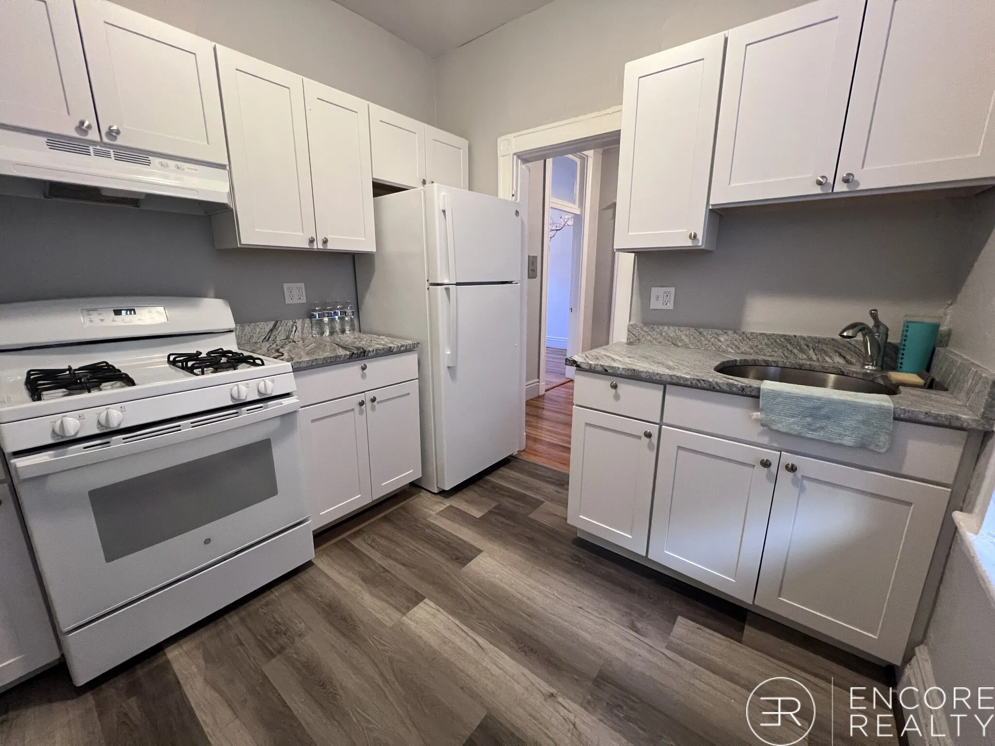1 bed, 1 bath apartment for rent at 376 Riverway Unit 11, Mission Hill