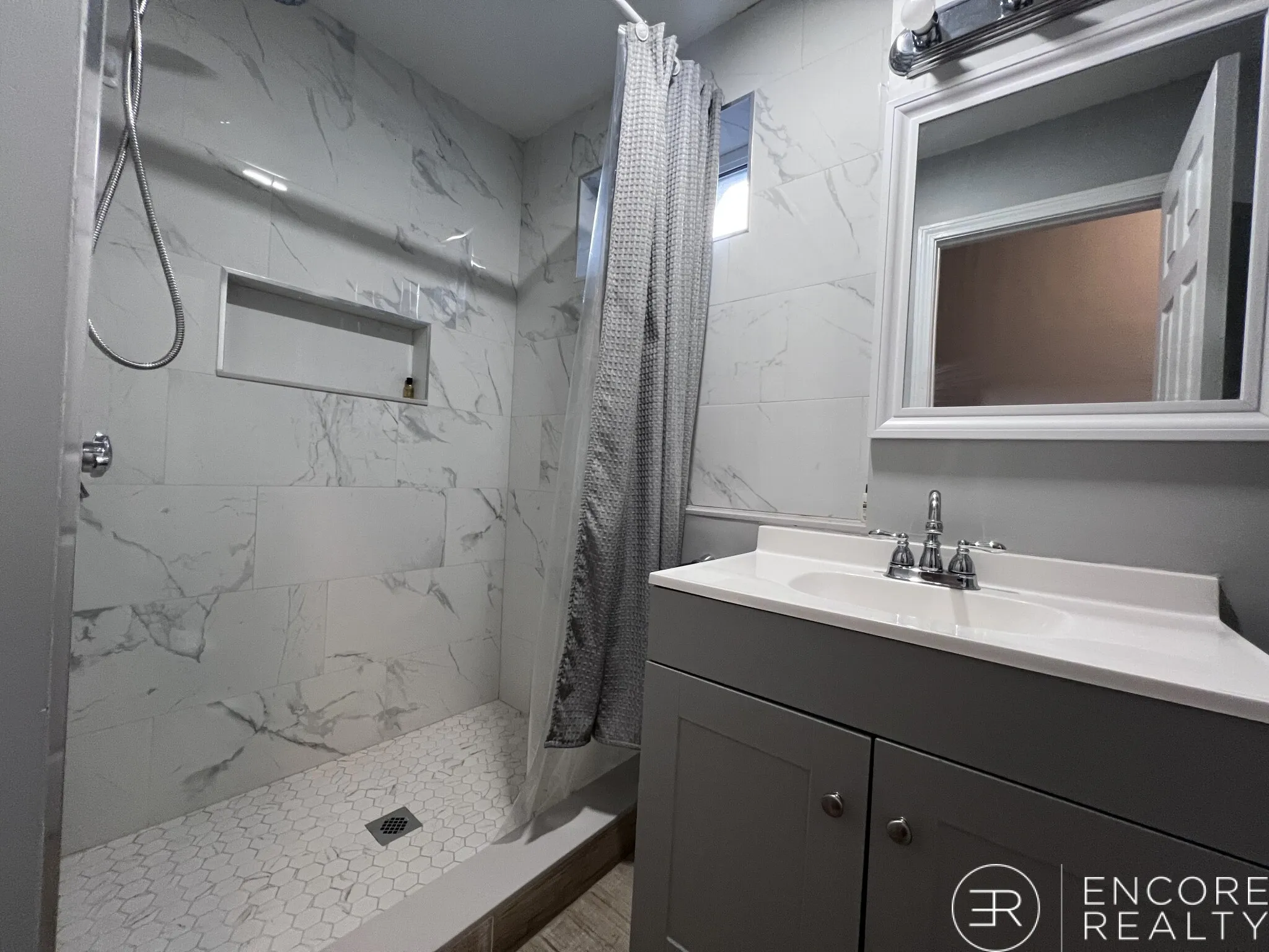 1 bed, 1 bath apartment for rent at 376 Riverway Unit 11, Mission Hill — photo 3 of 11