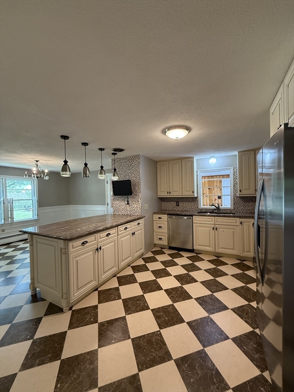 4 bed, 2 bath apartment for rent at 376 S Main St, Andover — photo 4 of 18