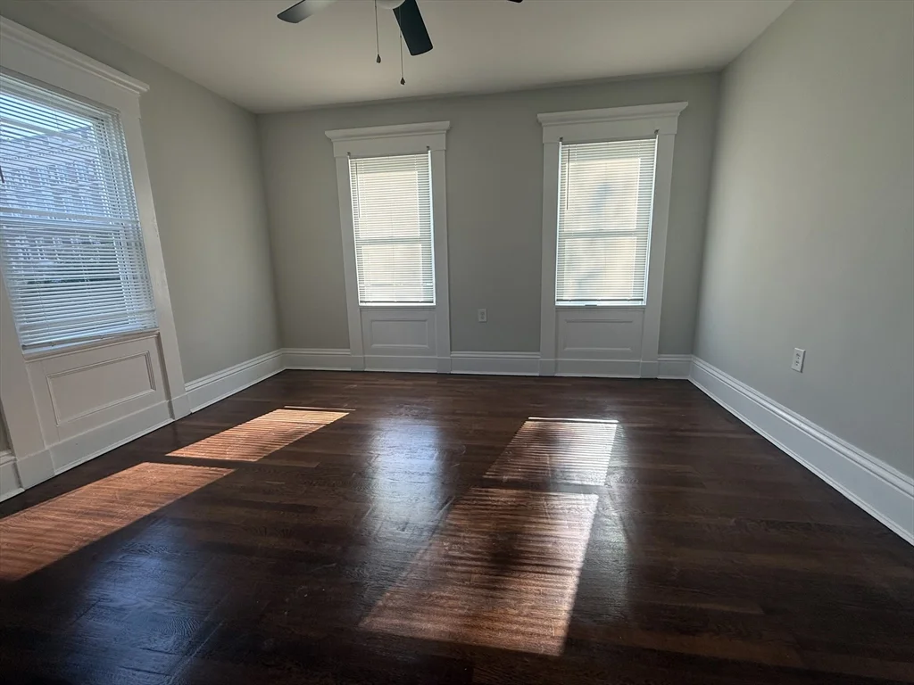 2 bed, 1 bath apartment for rent at 376 Summer St Unit 2, New Bedford — photo 11 of 13