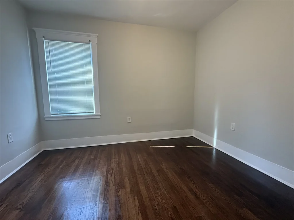 2 bed, 1 bath apartment for rent at 376 Summer St Unit 2, New Bedford — photo 10 of 13