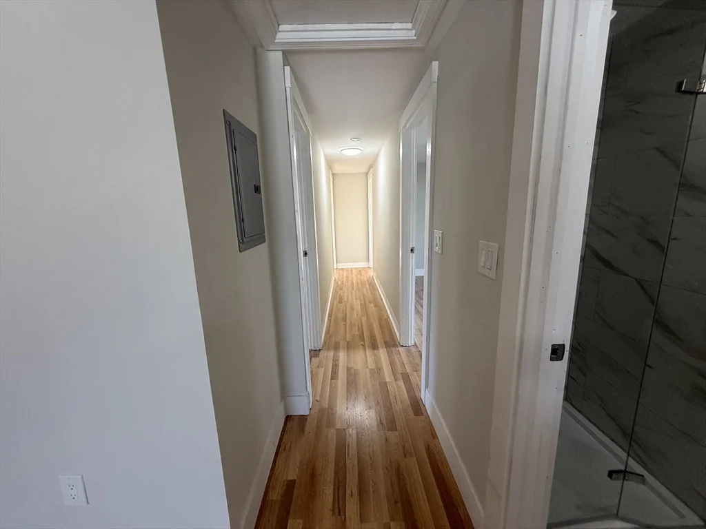 4 bed, 1 bath apartment for rent at 376 Summer St Unit 3, New Bedford — photo 7 of 12