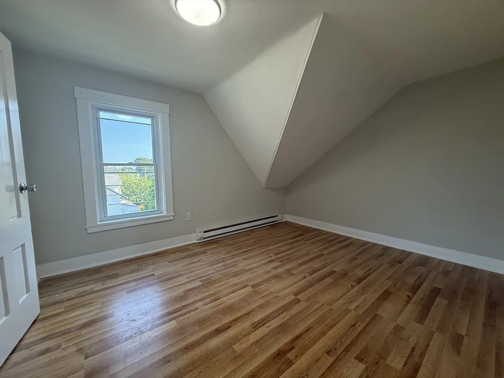 4 bed, 1 bath apartment for rent at 376 Summer St Unit 3, New Bedford — photo 9 of 12