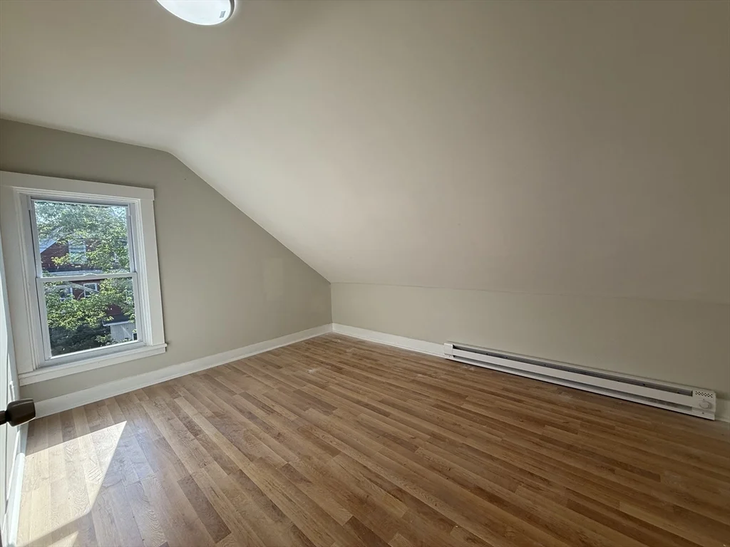 4 bed, 1 bath apartment for rent at 376 Summer St Unit 3, New Bedford — photo 11 of 12