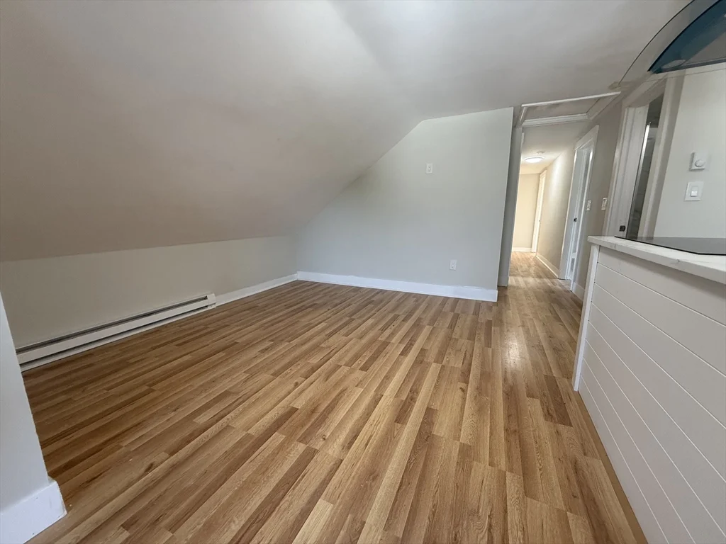 4 bed, 1 bath apartment for rent at 376 Summer St Unit 3, New Bedford — photo 4 of 12