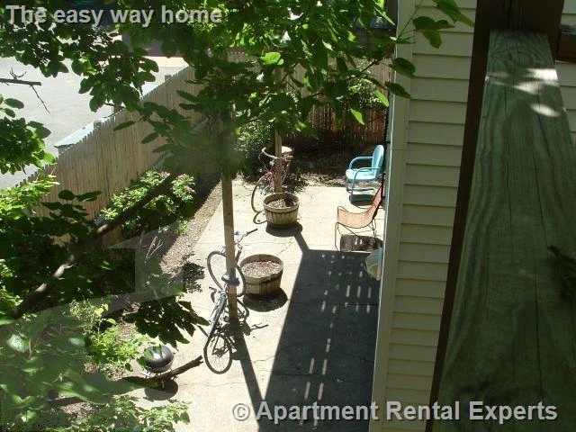 3 bed, 1 bath apartment for rent at 376 Washington St Unit 1, Ward Two — photo 9 of 10