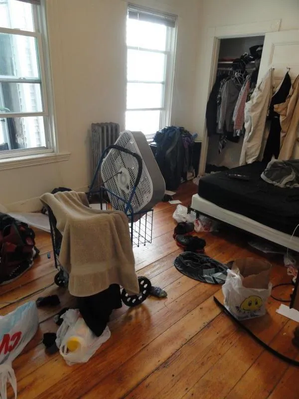 4 bed, 1 bath apartment for rent at 376 Washington St Unit 2, Ward Two — photo 2 of 6