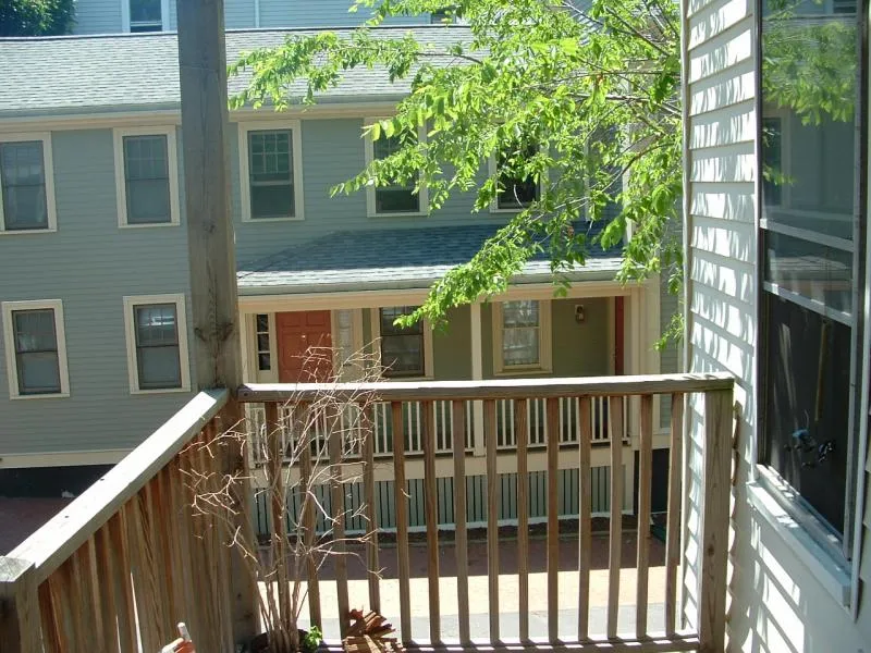 4 bed, 1 bath apartment for rent at 376 Washington St Unit 2, Ward Two — photo 4 of 6