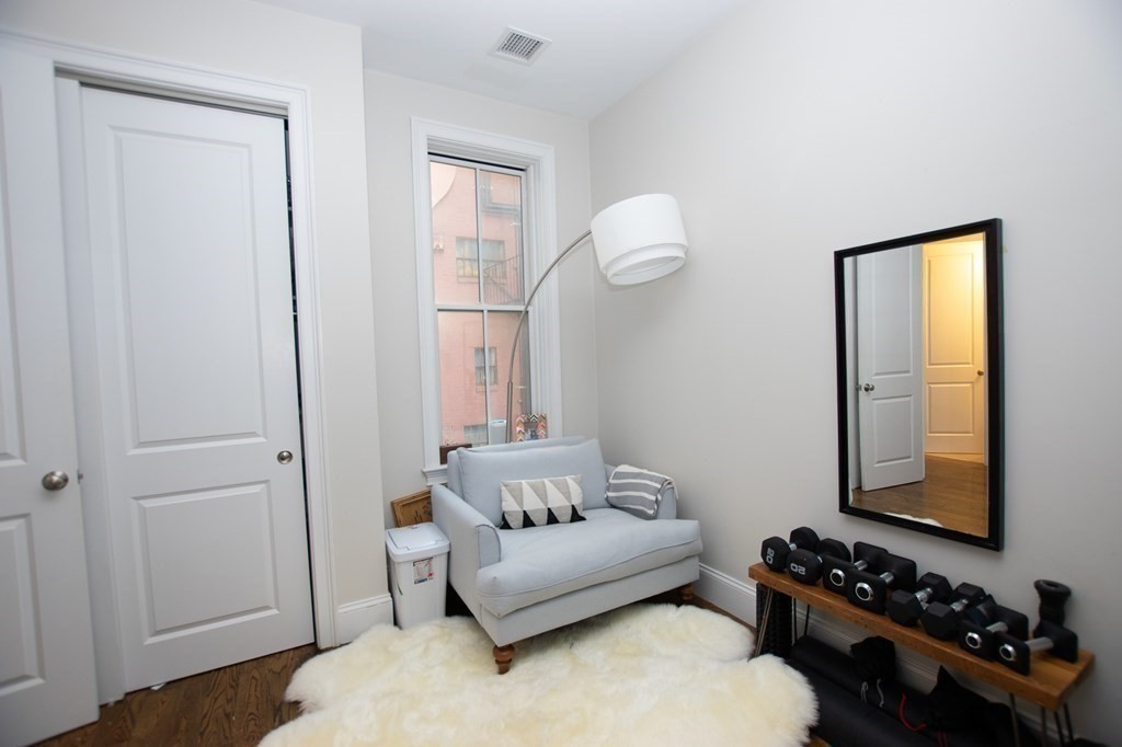 2 bed, 2 bath apartment for rent at 376 West Broadway Unit 3, South Boston — photo 13 of 20