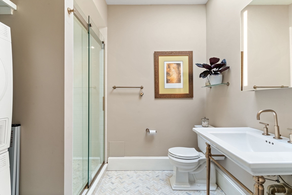 1 bed, 1 bath apartment for rent at 377 Commonwealth Ave Unit 7, Back Bay — photo 6 of 6