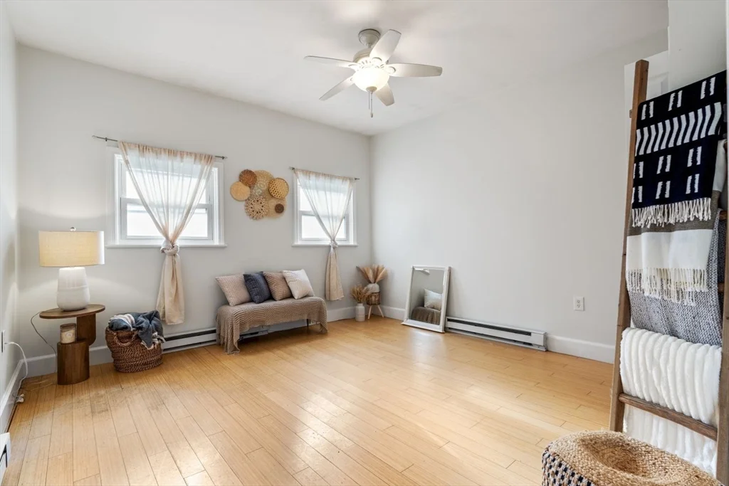 1 bed, 1 bath apartment for rent at 377 Dorchester St Unit 1, South Boston — photo 5 of 18