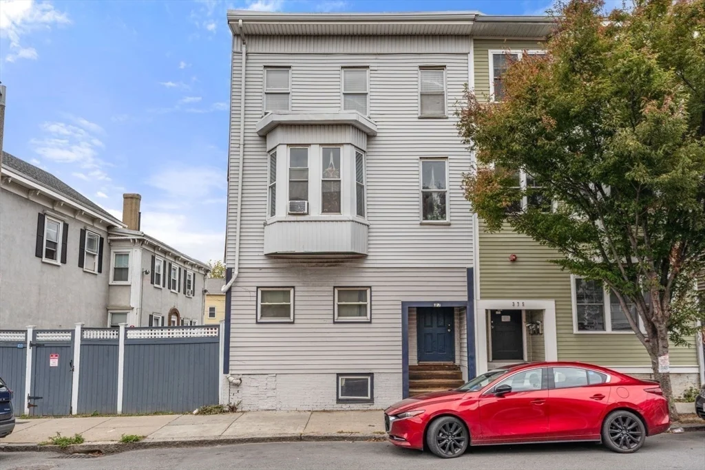 1 bed, 1 bath apartment for rent at 377 Dorchester St Unit 2, South Boston — photo 14 of 15