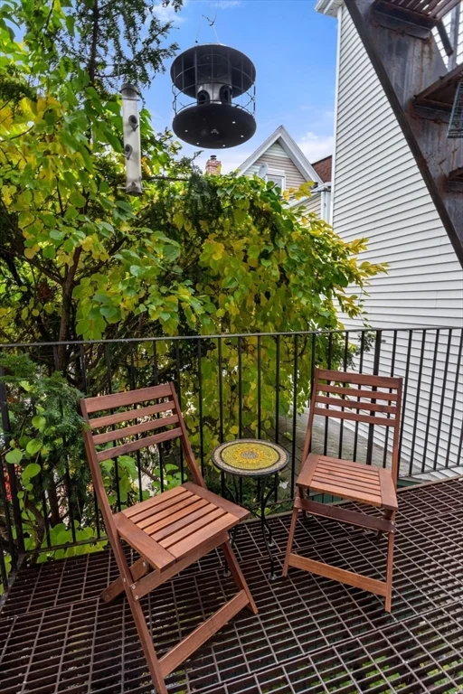 1 bed, 1 bath apartment for rent at 377 Dorchester St Unit 2, South Boston — photo 14 of 18