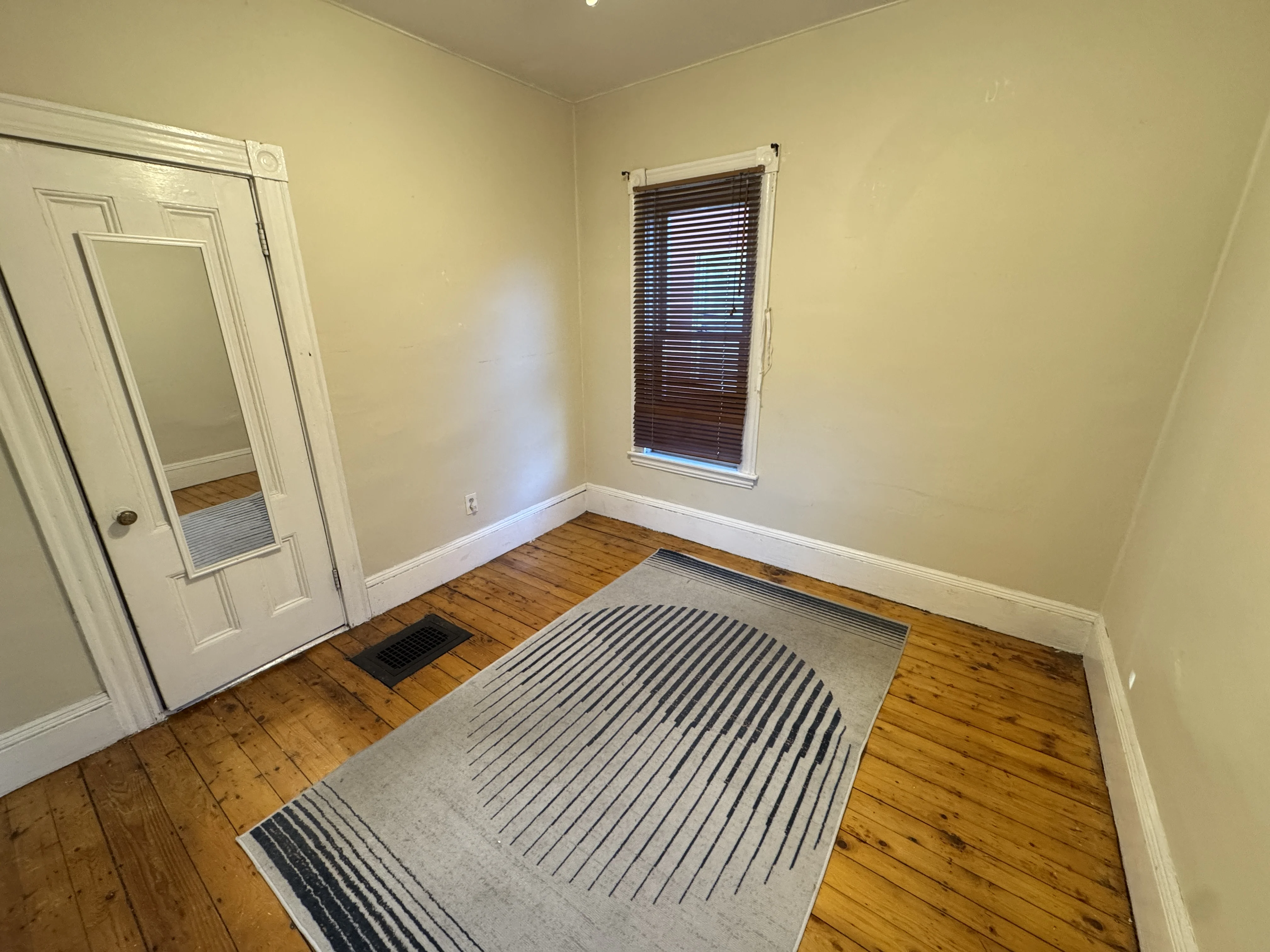 2 bed, 1 bath apartment for rent at 377 Highland Ave Unit 1, Powder House Square — photo 2 of 15