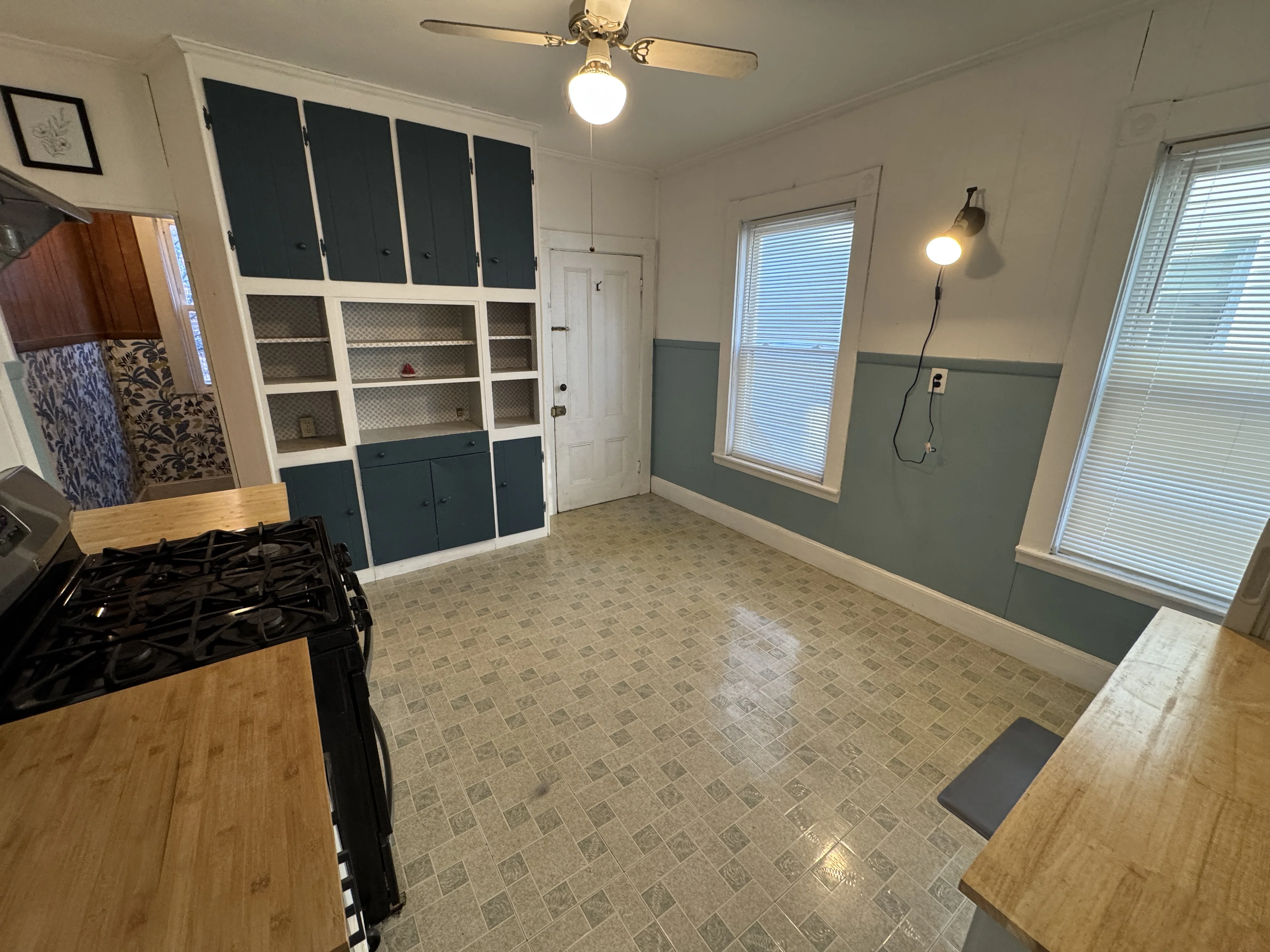 2 bed, 1 bath apartment for rent at 377 Highland Ave Unit 1, Powder House Square — photo 6 of 15