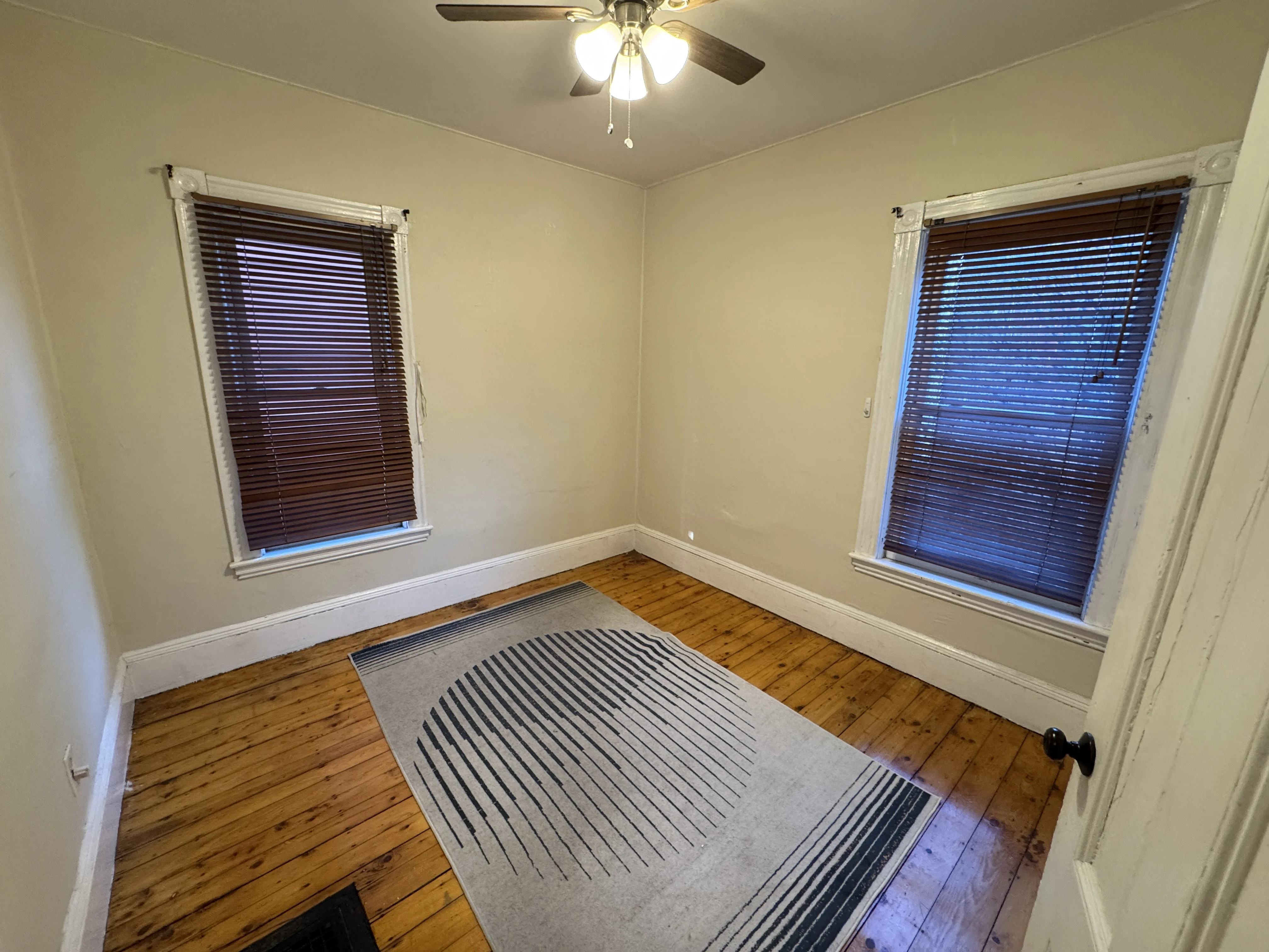 2 bed, 1 bath apartment for rent at 377 Highland Ave Unit 1, Powder House Square — photo 3 of 15