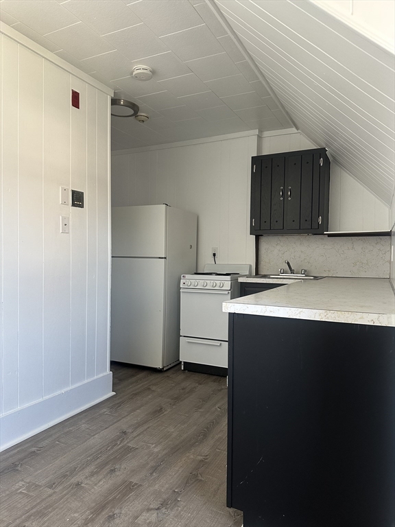 1 bed, 1 bath apartment for rent at 377 Parker St Unit 3, Gardner — photo 5 of 14