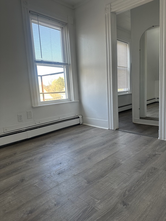 1 bed, 1 bath apartment for rent at 377 Parker St Unit 3, Gardner — photo 9 of 14