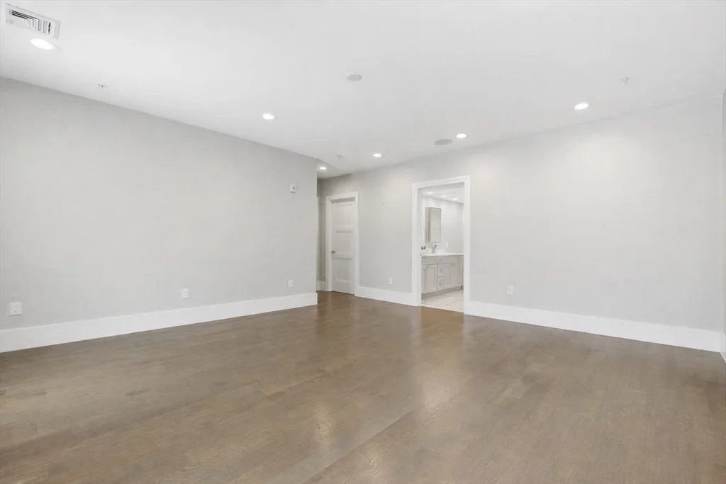3 bed, 2 bath apartment for rent at 377 West First St Unit 5, South Boston — photo 14 of 27