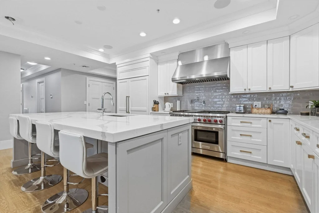 3 bed, 2 bath apartment for rent at 377 West First St Unit 5, South Boston — photo 7 of 27