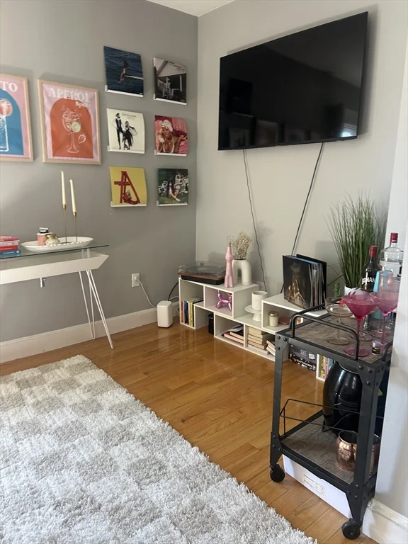 2 bed, 1 bath apartment for rent at 377 West Broadway Unit 23, South Boston — photo 3 of 11