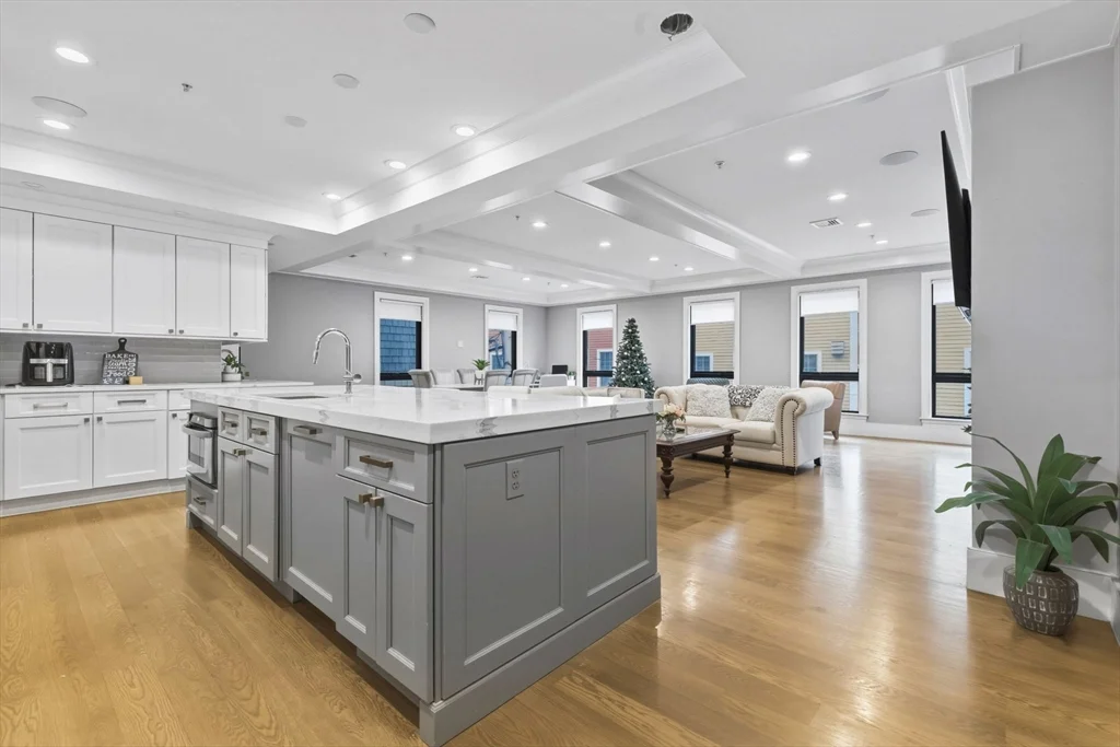 3 bed, 2 bath apartment for rent at 377 West First St Unit 5, South Boston — photo 3 of 27