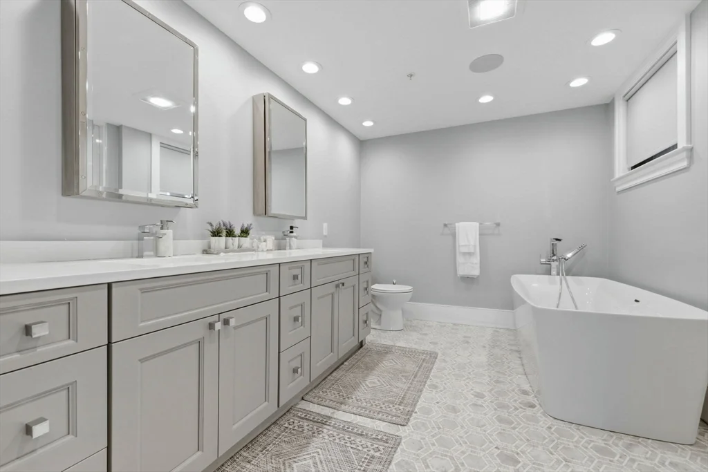 3 bed, 2 bath apartment for rent at 377 West First St Unit 5, South Boston — photo 16 of 27