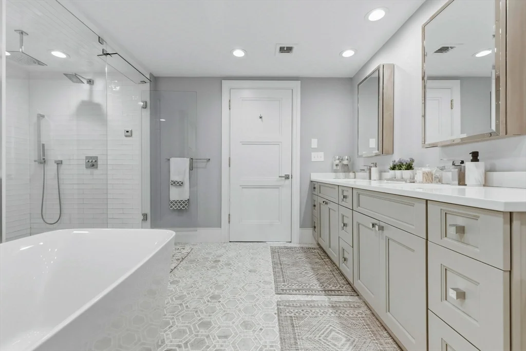 3 bed, 2 bath apartment for rent at 377 West First St Unit 5, South Boston — photo 17 of 27