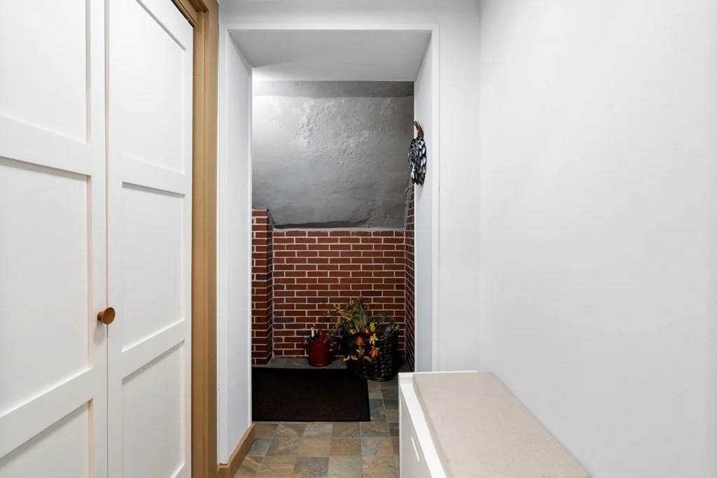 2 bed, 2 bath apartment for rent at 378 Columbus Ave Unit G, South End — photo 23 of 25