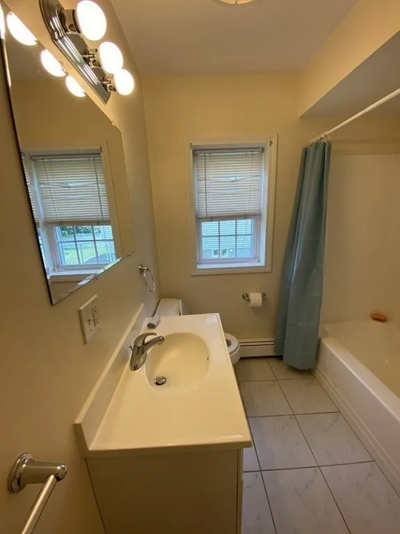 5 bed, 4+ bath apartment for rent at 378 Washington St Unit 378, Winchester — photo 23 of 33