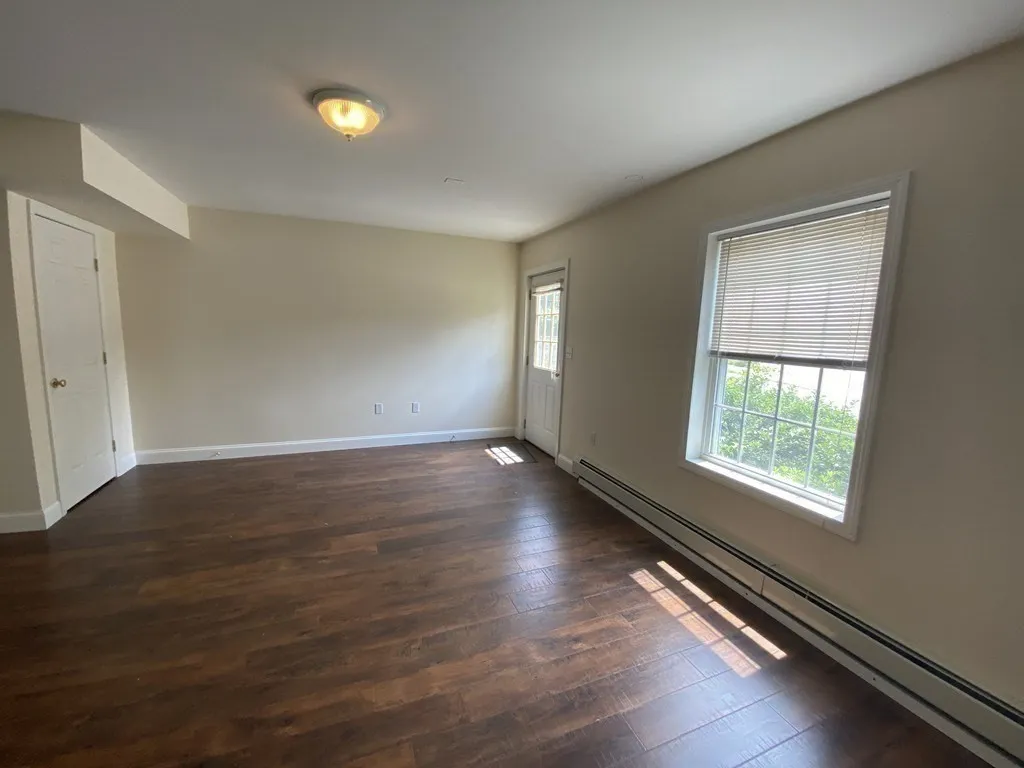 5 bed, 4+ bath apartment for rent at 378 Washington St Unit 378, Winchester — photo 29 of 33