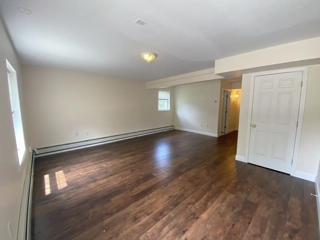 5 bed, 4+ bath apartment for rent at 378 Washington St Unit 378, Winchester — photo 30 of 33