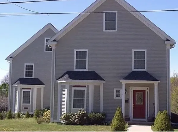 5 bed, 4+ bath apartment for rent at 378 Washington St Unit 378, Winchester
