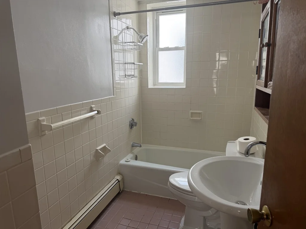 2 bed, 1 bath apartment for rent at 379 Cardinal Mederios Ave Unit 2, Kendall Square — photo 9 of 16