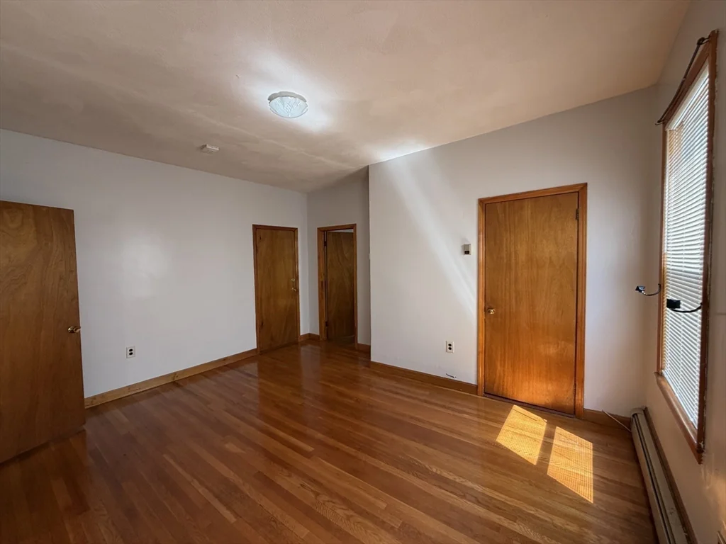 2 bed, 1 bath apartment for rent at 379 Cardinal Mederios Ave Unit 2, Kendall Square — photo 5 of 16