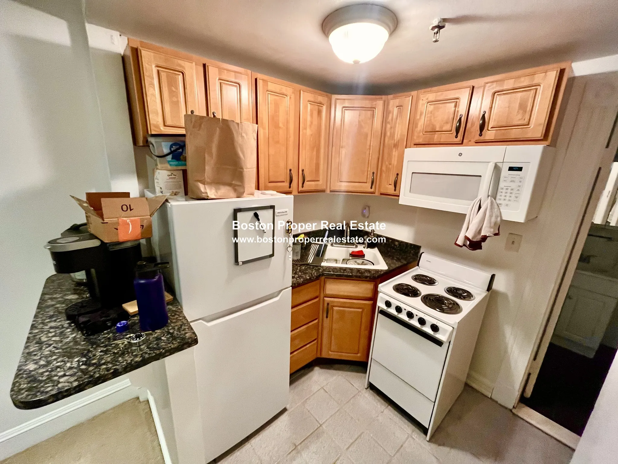Studio bed, 1 bath apartment for rent at 379 Commonwealth Ave Unit 2, Back Bay — photo 7 of 13