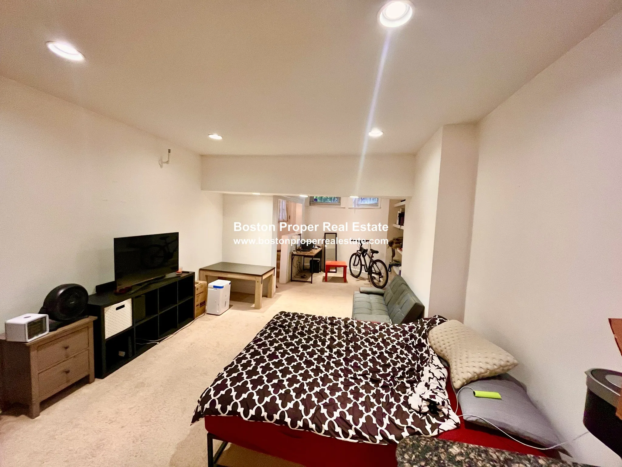 Studio bed, 1 bath apartment for rent at 379 Commonwealth Ave Unit 2, Back Bay — photo 6 of 13