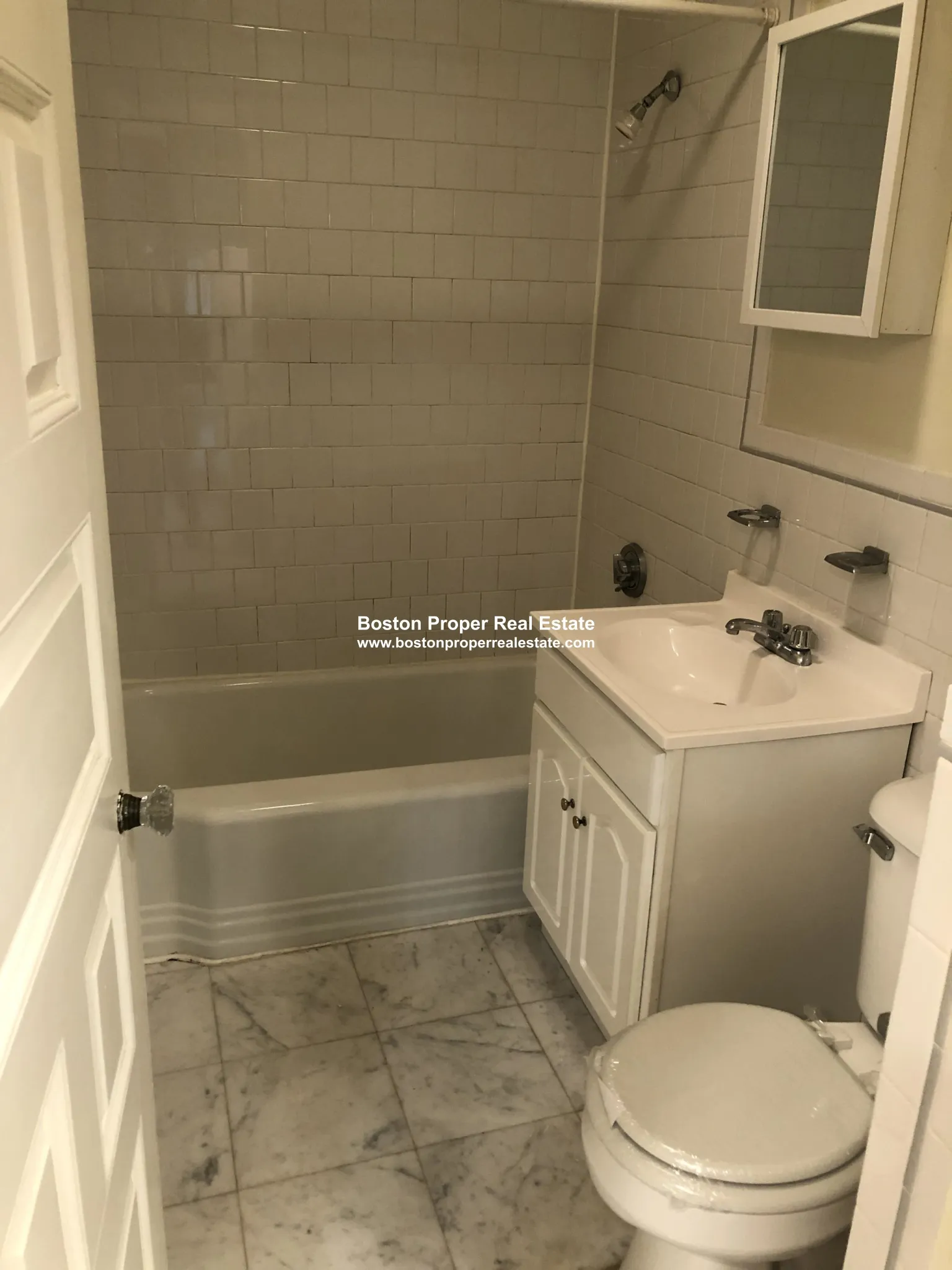 1 bed, 1 bath apartment for rent at 379 Commonwealth Ave Unit 6, Back Bay — photo 13 of 20