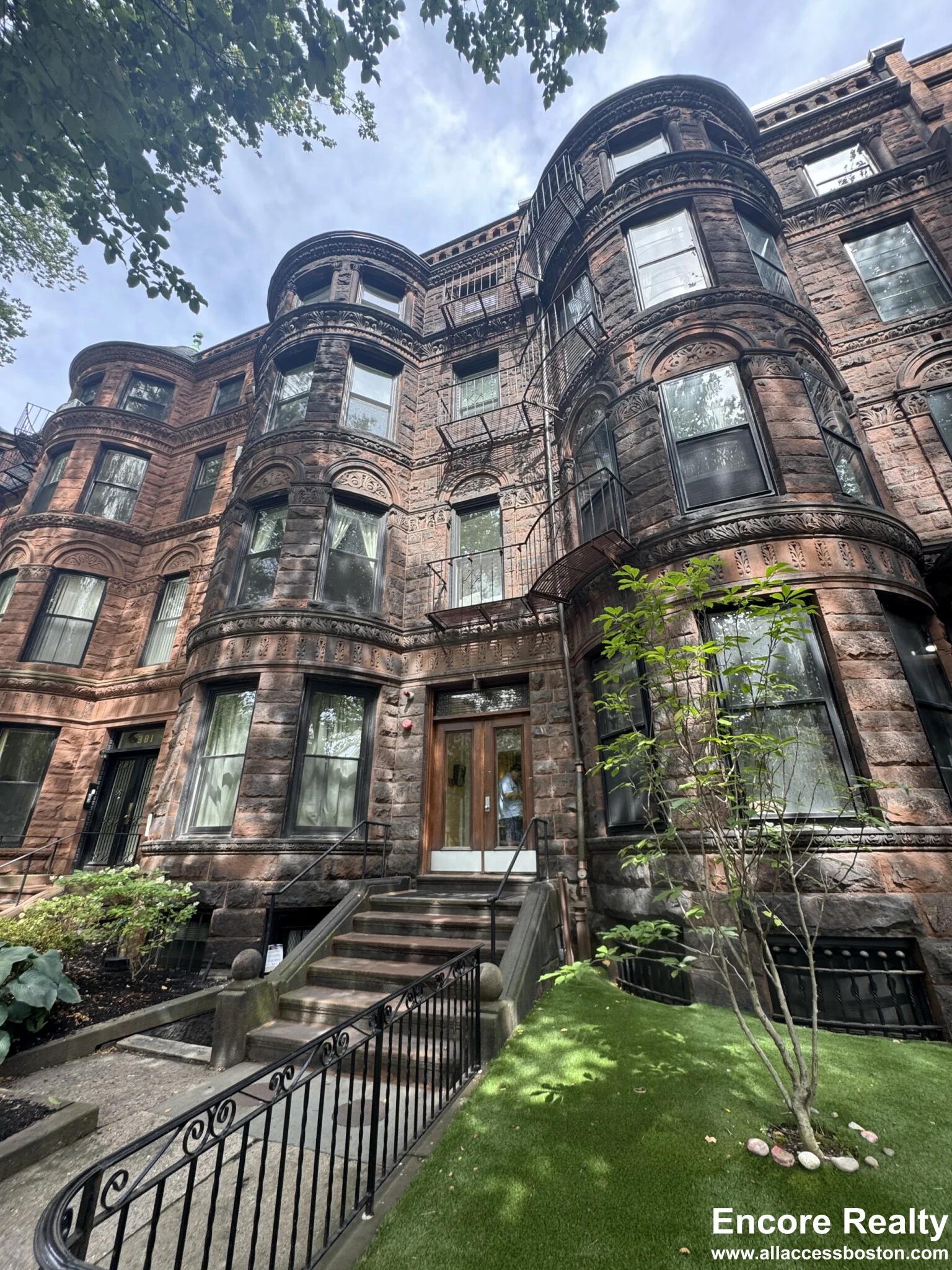 Studio bed, 1 bath apartment for rent at 379 Commonwealth Ave Unit 7M, Back Bay — photo 8 of 8