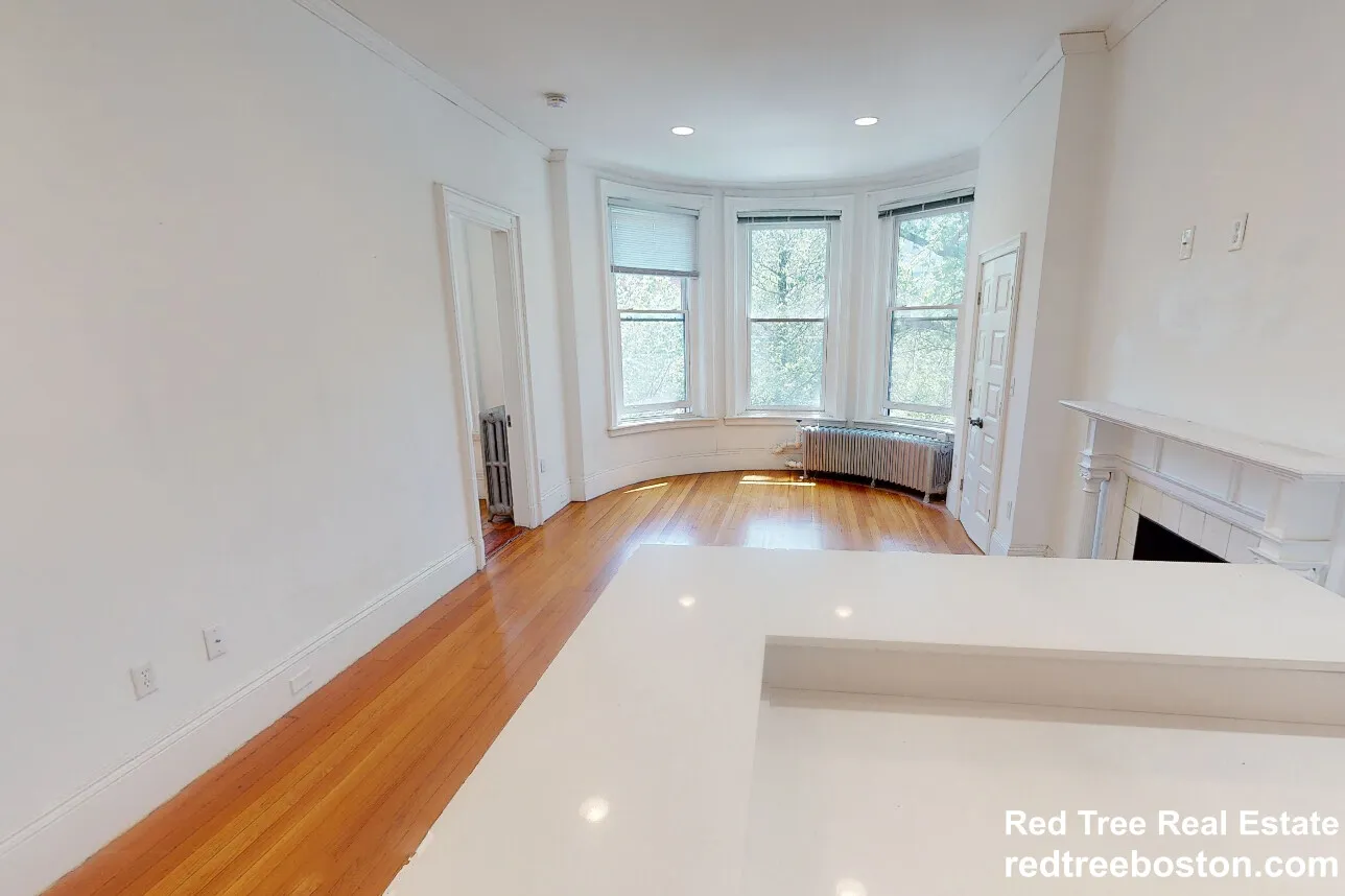 1 bed, 1 bath apartment for rent at 379 Commonwealth Ave Unit 8, Back Bay — photo 10 of 17
