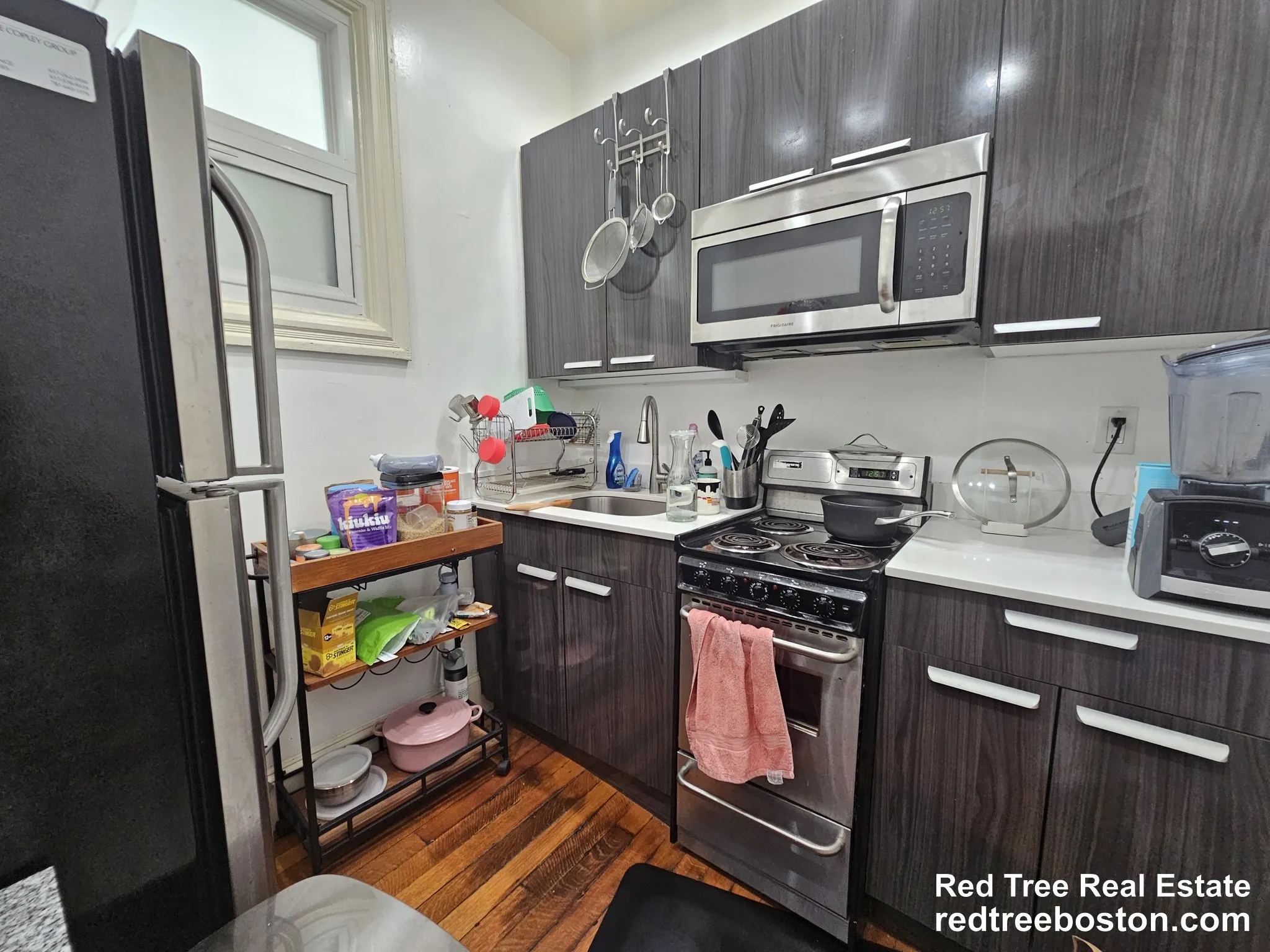 1 bed, 1 bath apartment for rent at 379 Commonwealth Ave Unit 8, Back Bay