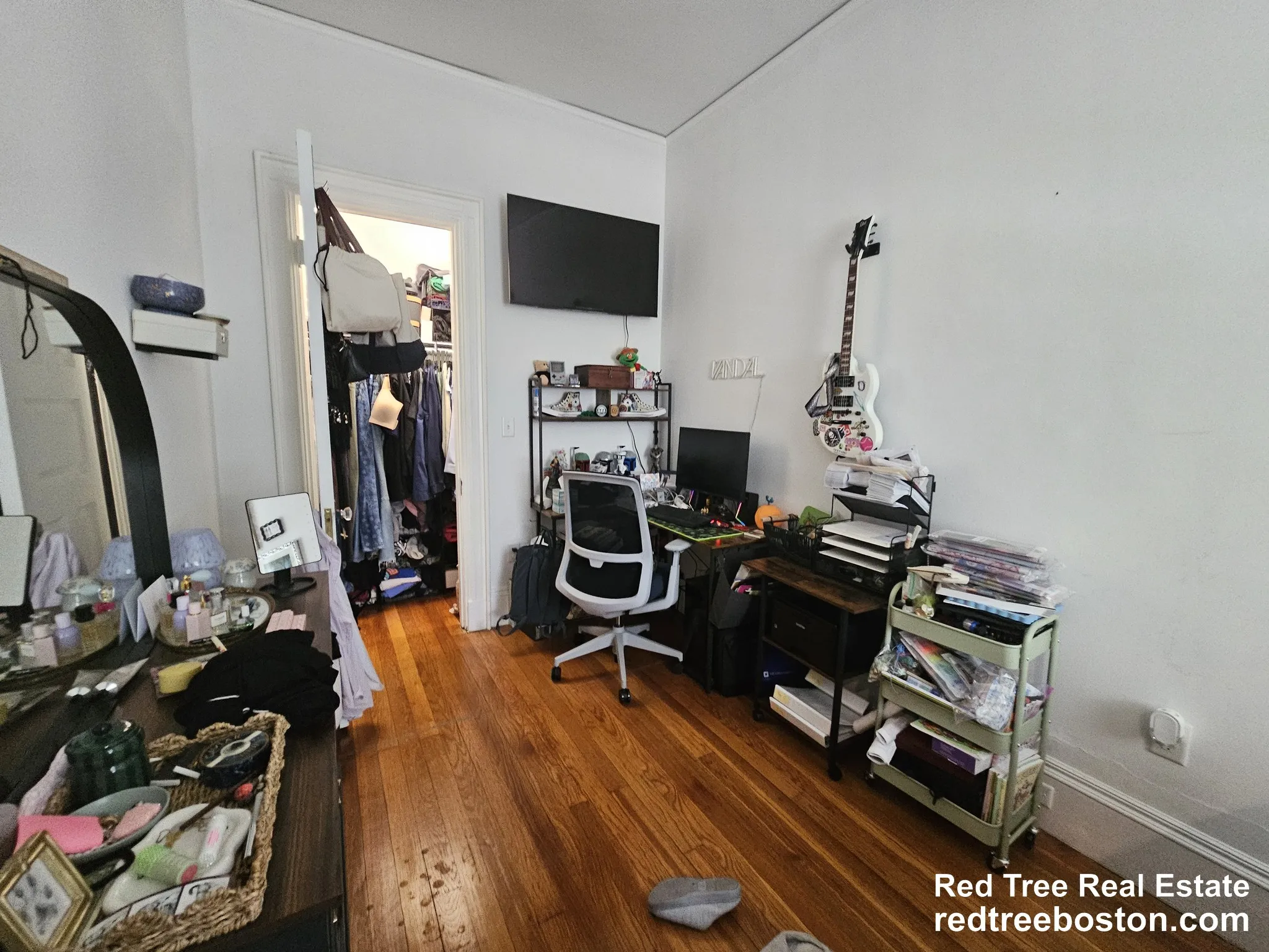 1 bed, 1 bath apartment for rent at 379 Commonwealth Ave Unit 8, Back Bay — photo 5 of 17