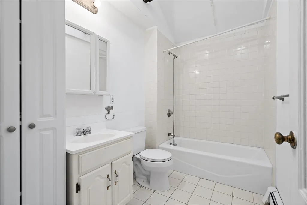 5 bed, 3 bath apartment for rent at 379 Concord Rd Unit 1&2, Sudbury — photo 21 of 41
