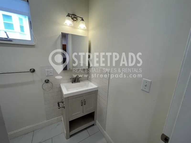 1 bed, 1 bath apartment for rent at 379 Harvard St Unit 1, Mid-Cambridge — photo 17 of 27