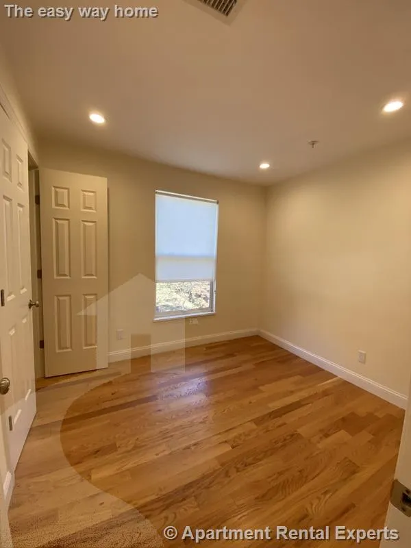 2 bed, 1 bath apartment for rent at 379 Harvard St Unit 3, Harvard Square — photo 6 of 9